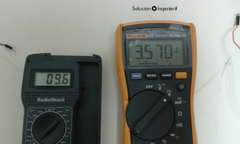 Práctica - Medidor de temperatura en Centígrados y Fahrenheit - 21