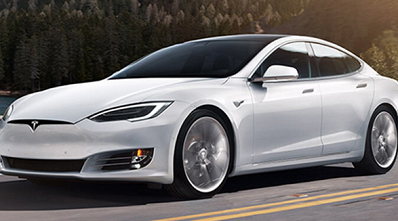 Tesla deshabilitó el Piloto Automático a usuario del modelo S